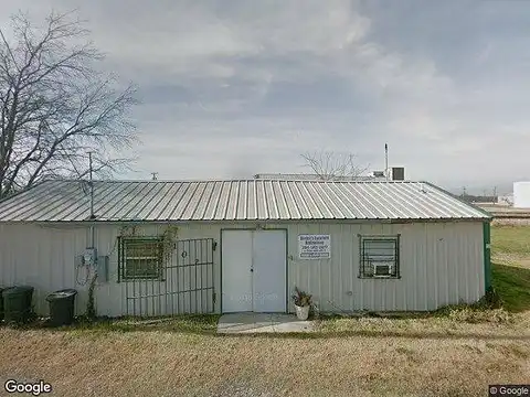 Bois Darc St, Hillsboro, TX 76645