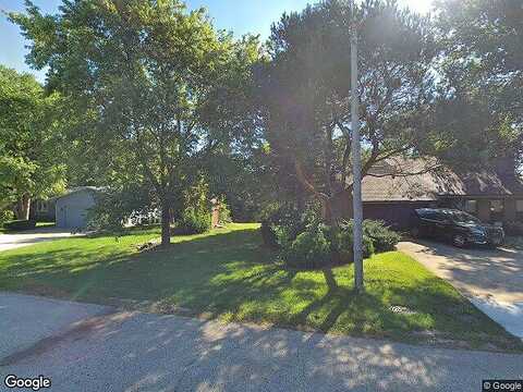 Willow Ave, Waukegan, IL 60087