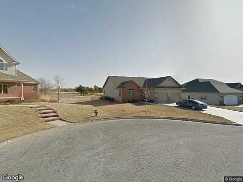 Grandview Ct, Hillsboro, KS 67063