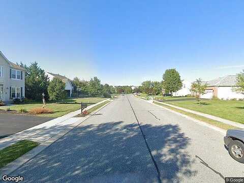 El Vista Dr, Hanover, PA 17331