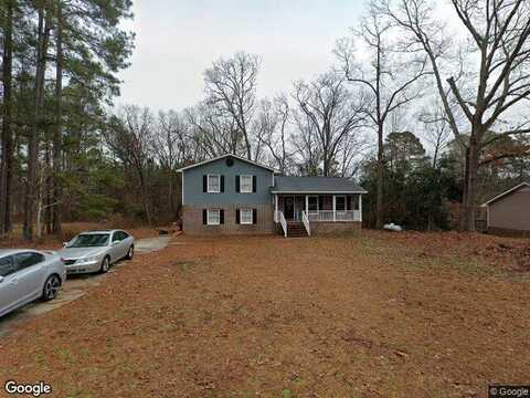 Hillside Dr, Spring Lake, NC 28390