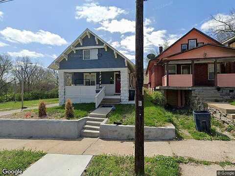 37Th, KANSAS CITY, MO 64109