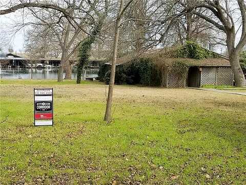 Isle Of View, MC QUEENEY, TX 78123