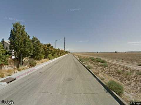 Lucille Ave, Coalinga, CA 93210