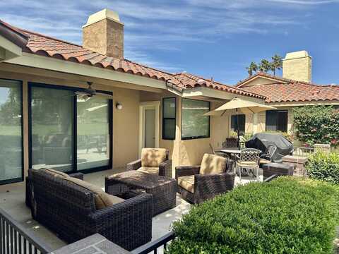 254 Santa Barbara Circle, Palm Desert, CA 92260