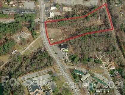 99999 Hendersonville Road, Arden, NC 28704