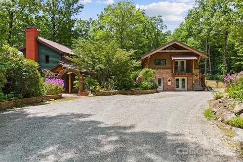 688 Blueberry Farm Road, Zirconia, NC 28790