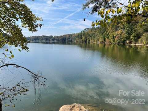 5701 Crown Terrace, Hickory, NC 28601
