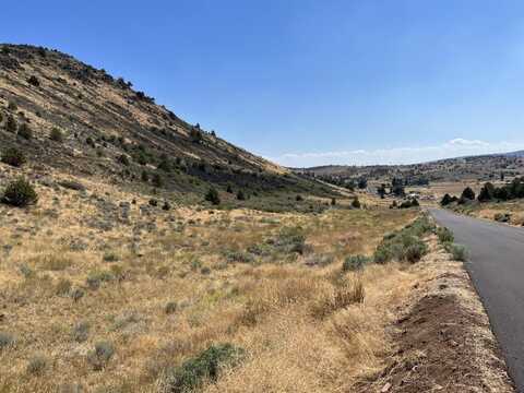 Lot 83 Peregrine Heights, Klamath Falls, OR 97601