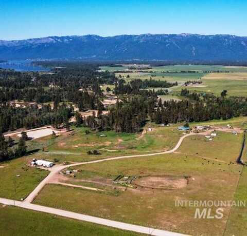 385 Gold Fork Road, Donnelly, ID 83615