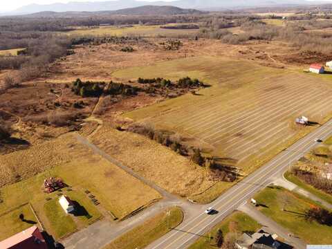 2114 US State Route 9, Livingston, NY 12541