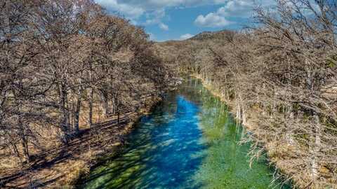 405 Ridge Loop, Rio Frio, TX 78879