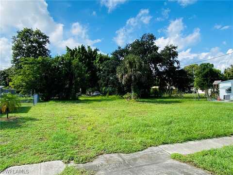 911 Coconut Drive, NORTH FORT MYERS, FL 33903