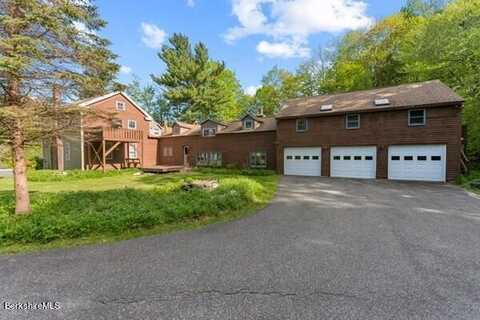 1066 Benton Hill Rd, Becket, MA 01223