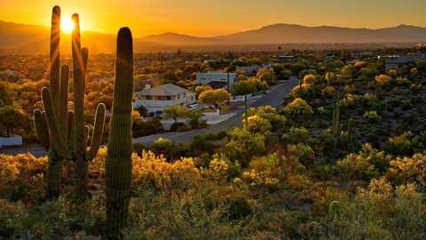 2140 W Sonoran Hill Court, Tucson, AZ 85742