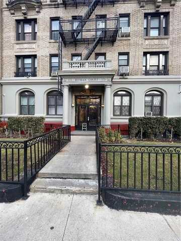 975 Ocean Avenue, Brooklyn, NY 11226