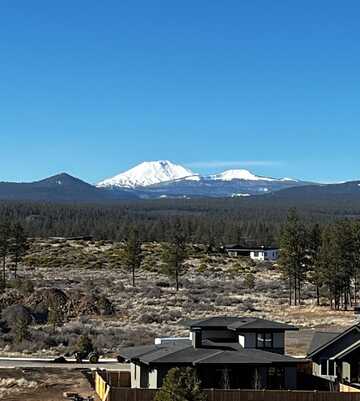 62677 NW Woodsman Court, Bend, OR 97703
