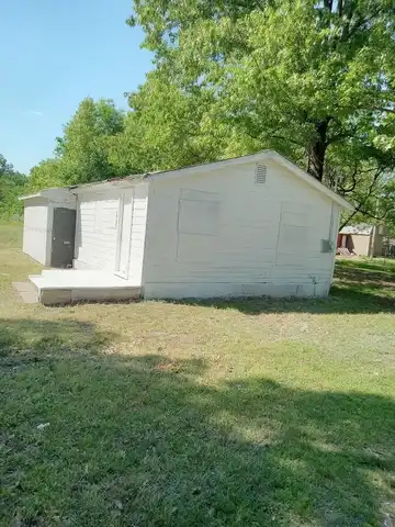 139 Jackson 906, Newport, AR 72112