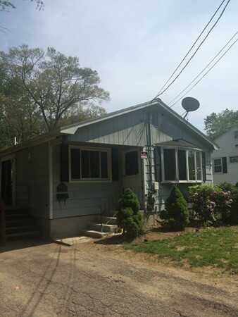 43 Pinehurst Ave., Brockton, MA 02302