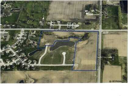 S 27th Ave & South 8th St, Clear Lake, IA 50428