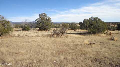 00 N Trackside Trail Lane, Ash Fork, AZ 86320