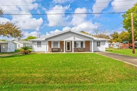 206 S 2nd Street, Gueydan, LA 70542