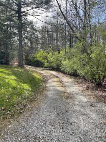 221 Old Sunset Hill Road, Hendersonville, NC 28792