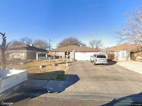 S Georgia St Apt B, Amarillo, TX 79110