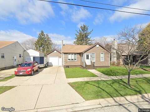 1St, WEST DUNDEE, IL 60118