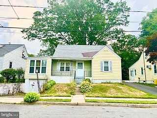 Ardsley Ave, EWING Township, NJ 08560