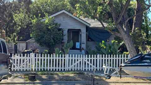 39Th, SACRAMENTO, CA 95817