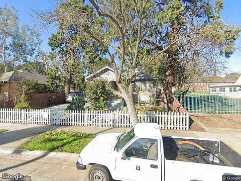 39Th, SACRAMENTO, CA 95817