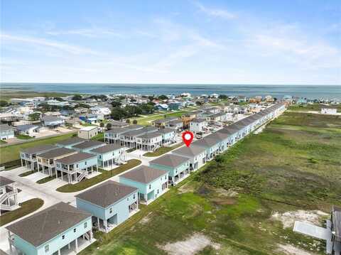 131 Paradise Dr, Rockport, TX 78382