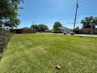 2608 GUERRA Drive, Violet, LA 70092