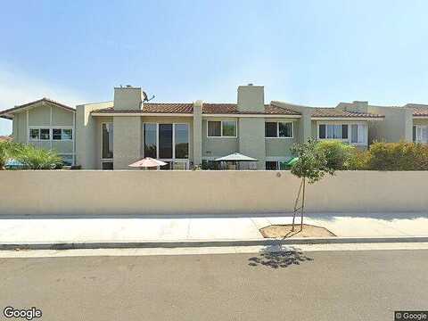 Pueblo, HUNTINGTON BEACH, CA 92646