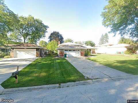 James, WESTMONT, IL 60559