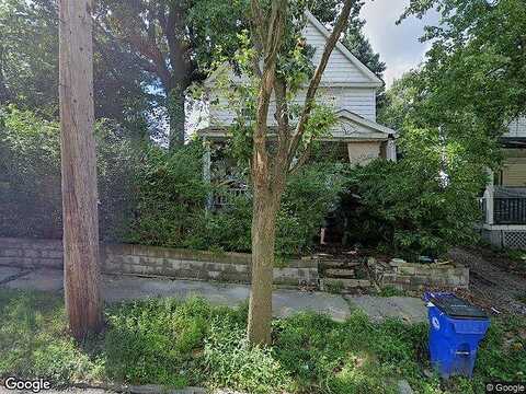 94Th, CLEVELAND, OH 44102