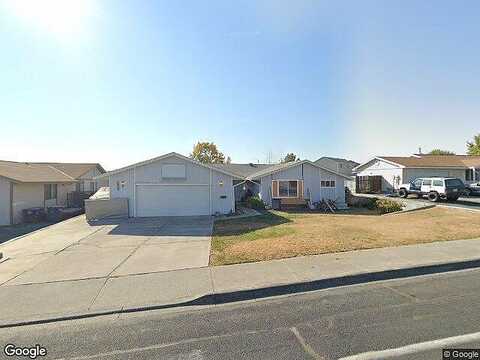 Grape, MOSES LAKE, WA 98837