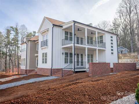 48 Skyvue Court, Saluda, NC 28773