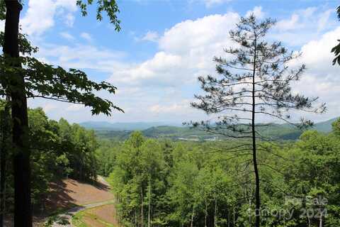 000 Northview Drive, Hendersonville, NC 28791