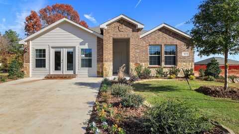 101 Parker Oaks Drive, Chandler, TX 75758