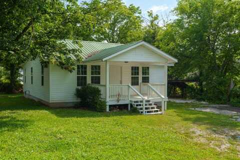72 Pace Street, Trenton, GA 30752