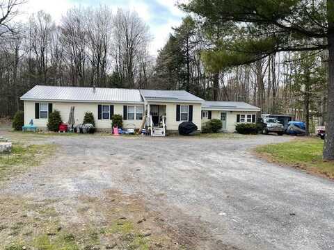 9047 Route 22, West Chazy, NY 12992