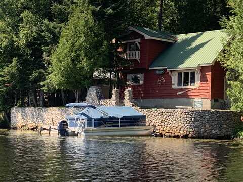 231 La Jeunesse, Saranac Lake, NY 12983