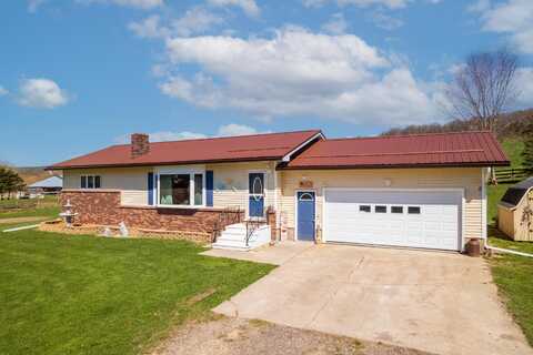 W17797 Butman Ln, Ettrick, WI 54627