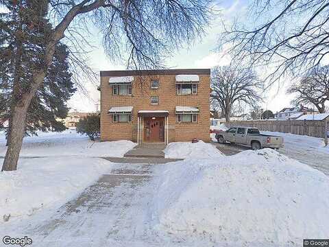 7Th, MOORHEAD, MN 56560