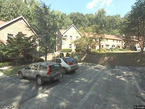 Rustmont, MALVERN, PA 19355