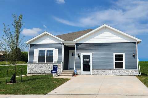 604 Maddie Lane, Tiffin, IA 52340