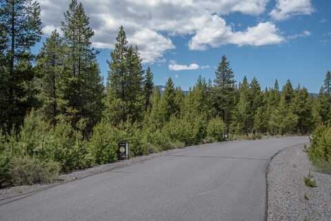 Crescent Moon Drive, Crescent Lake, OR 97733