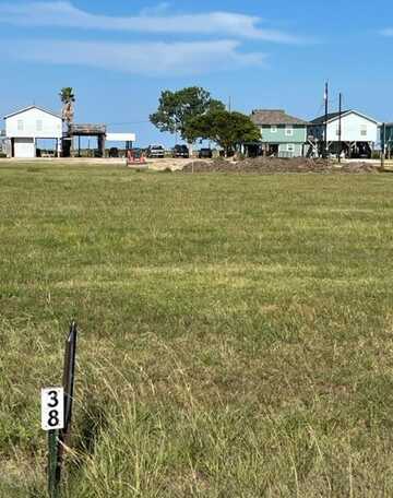 138 PR 687, Matagorda, TX 77457